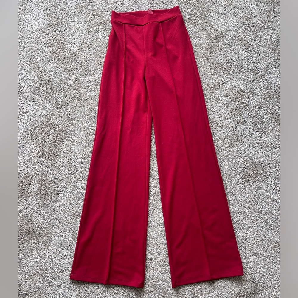 Fashion Nova Victoria High Rise Red Wide-Leg Pants (M)
